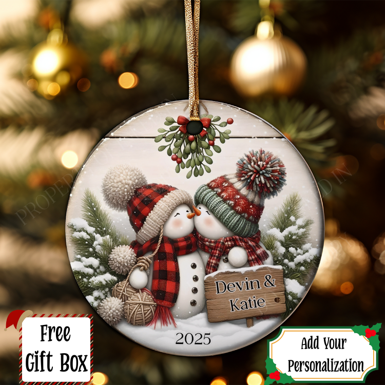 Personalized Kissing Snowman Couple Ornament, Snowman Newlywed Wedding Ornament, Add Any Name Any Year, Keepsake Ornament, Engagement Gift